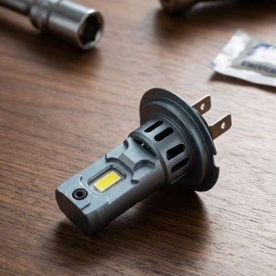 Ampoule LED Voiture H7 Ultra-Lumineuse | Blanc Pur | Plug & Play - Automobile4roues.com
