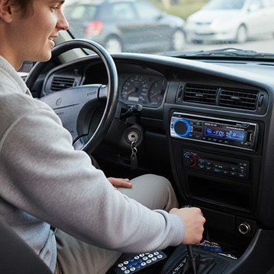 Autoradio bluetooth | Streaming Mains Libres - Automobile4roues.com