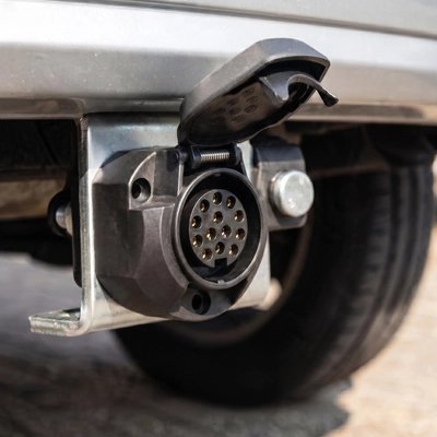 Prise Remorque 13 Broches - Automobile4roues.com