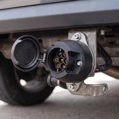 Prise remorque 7 broches | Robuste et Fiable - Automobile4roues.com